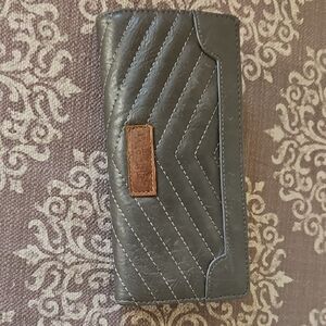 Wrangler Gray Quilted Wallet
